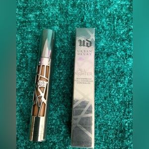 Urban decay deep neutral all nighter full coverage concealer brand new